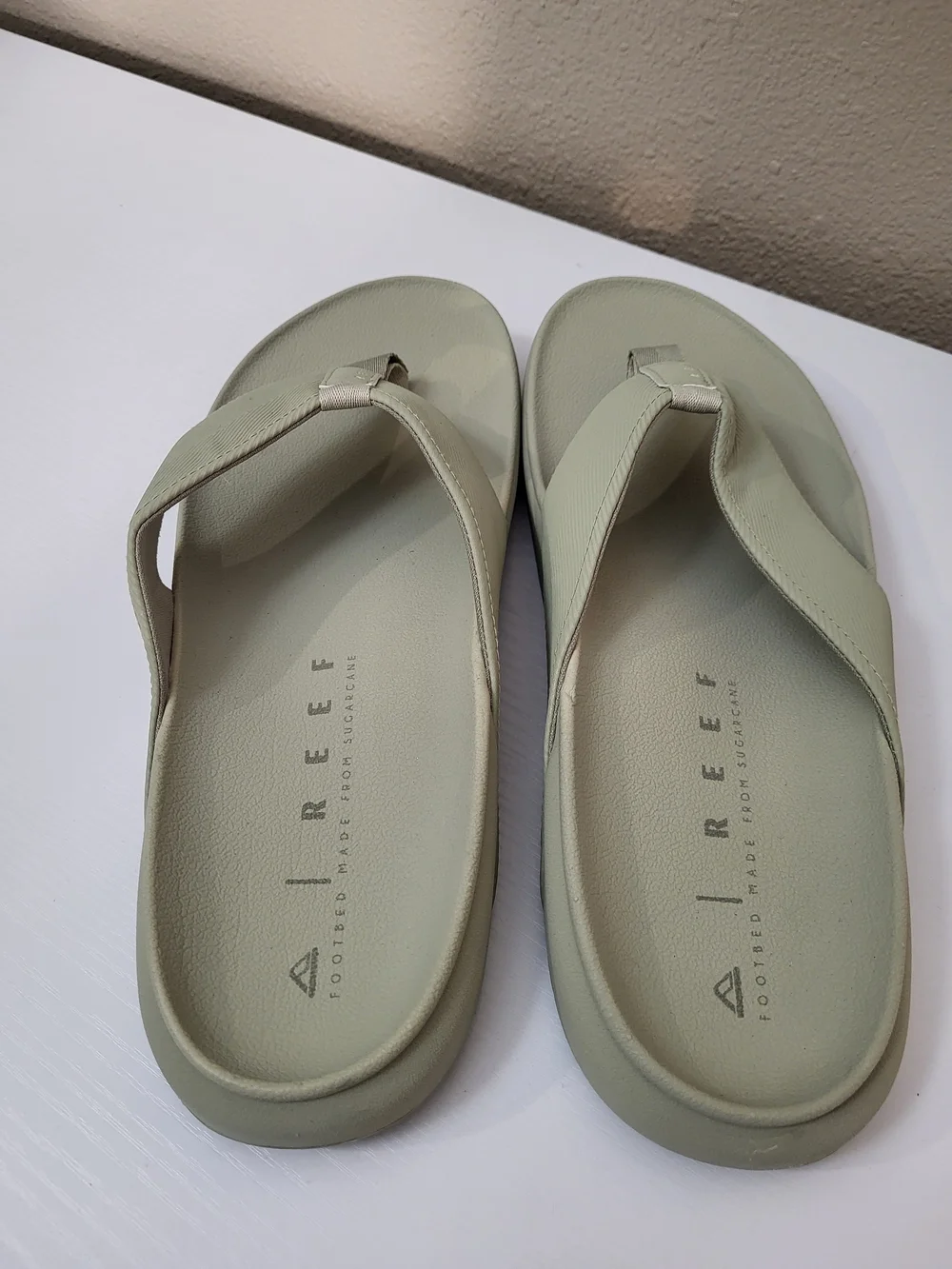 Reef Sierra Flip Flop Thong Sandal Platform Men's Size 12 Sea Foam Green Unisex